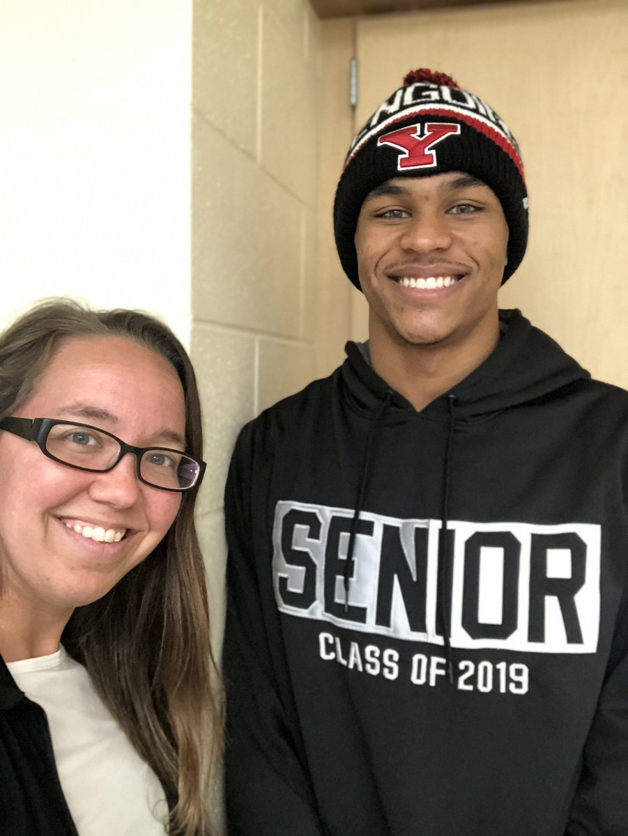 bnbrooks06 (@bnbrooks06) on Twitter photo Signing day today for this guy! I’m so happy for you and your next level of education and football. 🏈🏈<a href="/AlexHoward40/">Alex Howard</a> proud of all you’ve accomplished! Signing day today for this guy! I’m so happy for you and your next level of education and football. 🏈🏈<a href="/AlexHoward40/">Alex Howard</a> proud of all you’ve accomplished!