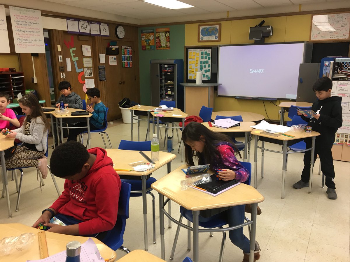 4S_Schirmer's tweet image. Kicking off our Rubik’s Cube Challenge! #geometry #mathboost @YouCanDoRubiks @YouCanDoTheCube @Rubiks_Official #4S #HolmesHawks #d97 @OakPark97 @ChristineZelaya @lisa_westman @joboaler