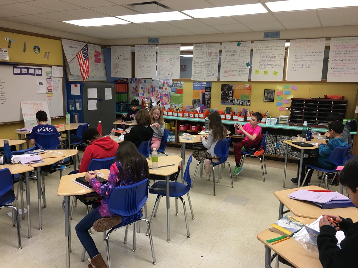 4S_Schirmer's tweet image. Kicking off our Rubik’s Cube Challenge! #geometry #mathboost @YouCanDoRubiks @YouCanDoTheCube @Rubiks_Official #4S #HolmesHawks #d97 @OakPark97 @ChristineZelaya @lisa_westman @joboaler