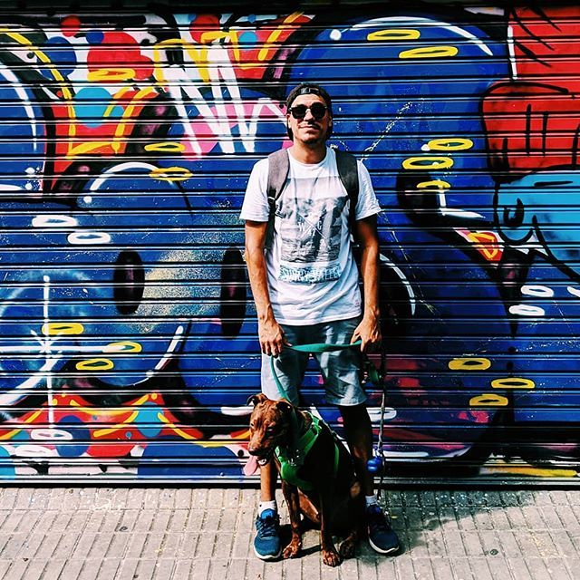 vestidofloreado's tweet image. Hoy en #HumansInColor :  @sergiofruto con su perrito Oliver 🐶.
.
📍Pasaje Santa Rosa 5095
.
.

#justbehue #ABMlifeiscolorful #dscolor #flashesofdelight #myunicornlife #candyminimal #creativityfound #colorhunters #huffpostlifestyle #colorcolourlovers #… bit.ly/2SweVVR