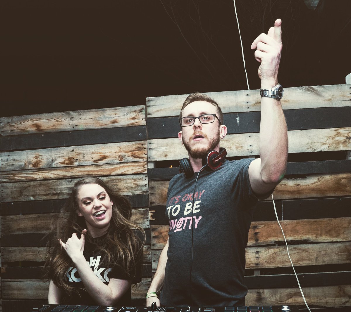 KNOTZmusic's tweet photo. Why yes @Kosko_ , we CAN play a Britney Spears remix.
📸: @andrewjmurillo
CC: @bakedupco
#edm #knotz #kosko #dj #producer #bass #house #trap #houston #texas #electronic #dance #music #britneyspears https://t.co/t7xHFIRo5a