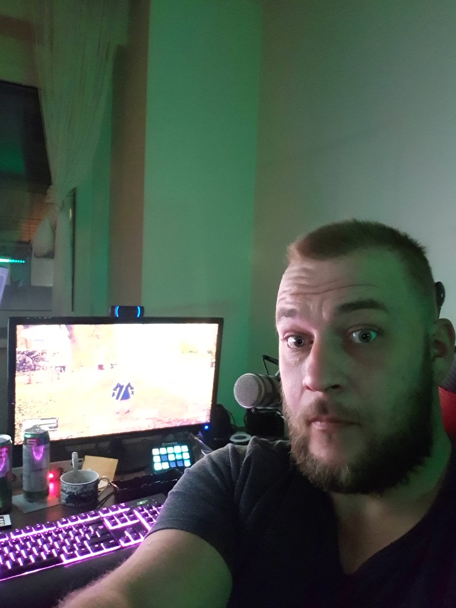 Gerade die nächsten Folgen von meinen lets plays aufnehmen macht immer mehr Spass mit #FinalFantasyXIV schaut auf meinem #YouTube Kanal #PaddyGamer vorbei das ihr ja nichts verpasst 😊 #letsplay #letsplayer #FF14 #gamer #game #gameplay