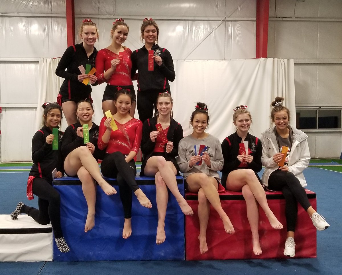 logangymnasts's tweet photo. Come support these girls tonight at Plymouth! Meet starts at 6:30 p.m. against Plymouth and Warsaw!❤🍓 #alloutbaby #hit105 https://t.co/2xtIJXveRN