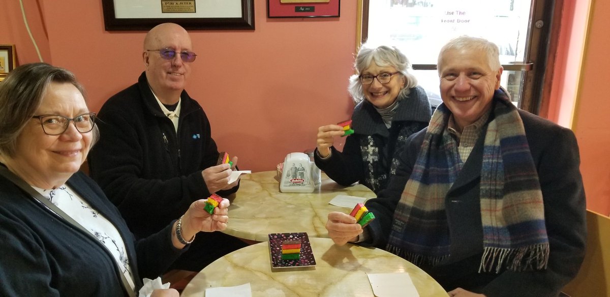 ArthurAveTour's tweet photo. guests loving the #Rainbowcookie on our #italianfoodtour #Arthuravenuefoodtour https://t.co/JH6O4chUDH