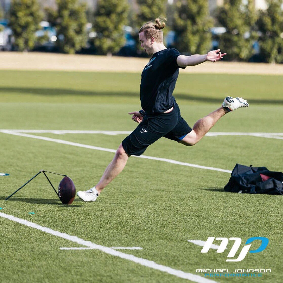 Off-Tackle Sports tweet media