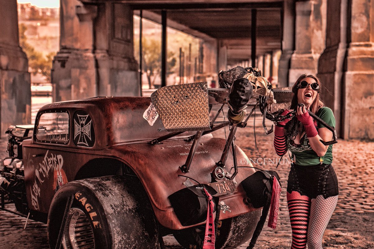 AmberDawnAD's tweet photo. Really cool thing happened. Sent this photo to a friend &amp; the next time we were together, they loved the energy behind it so much, they literally showed every person in the room. It felt really good. It made me smile. I really like creating images like this one. #hotrod #ratrod https://t.co/TikeQhZ7YC