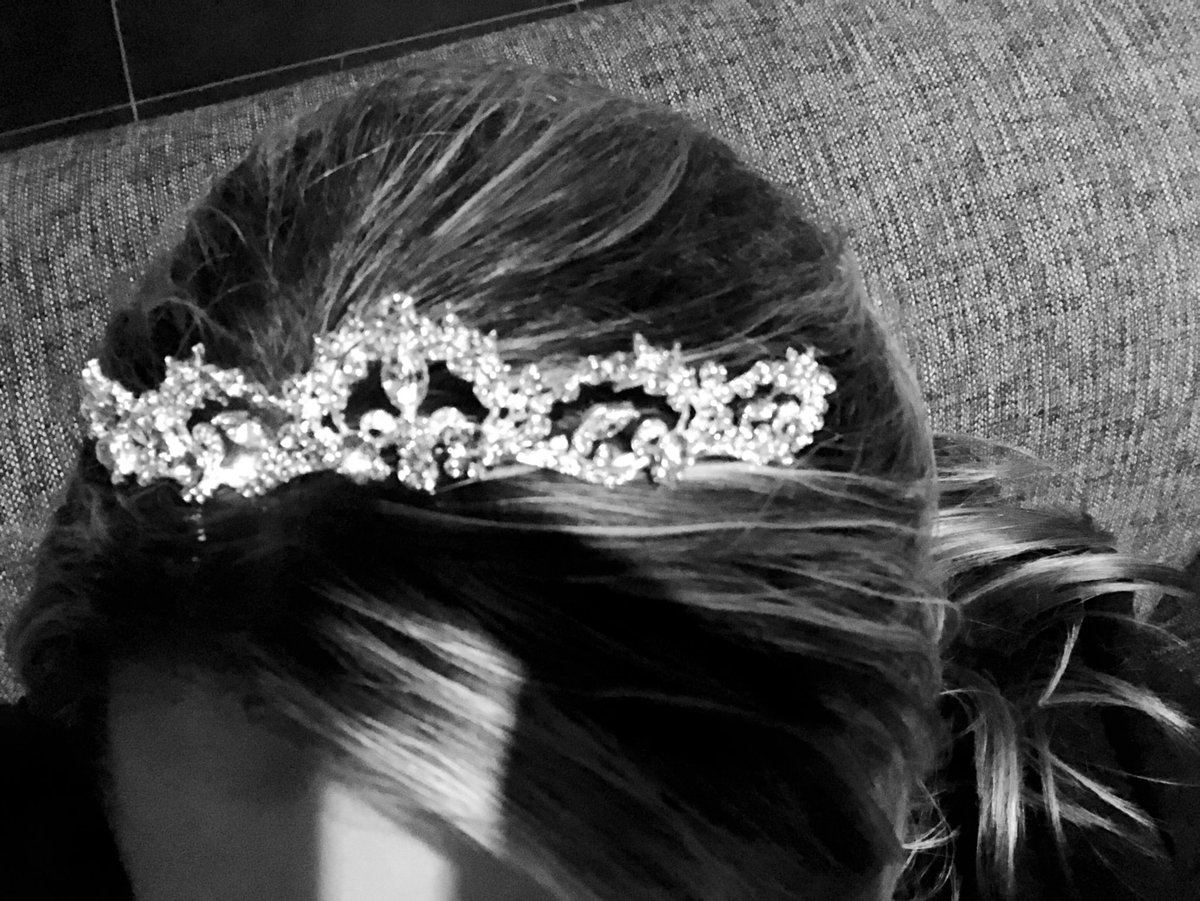 AimeeStax's tweet photo. Zomaar op een woensdagavond... #carnaval #prinswalter #vandiedingen https://t.co/KEBXsWluSX