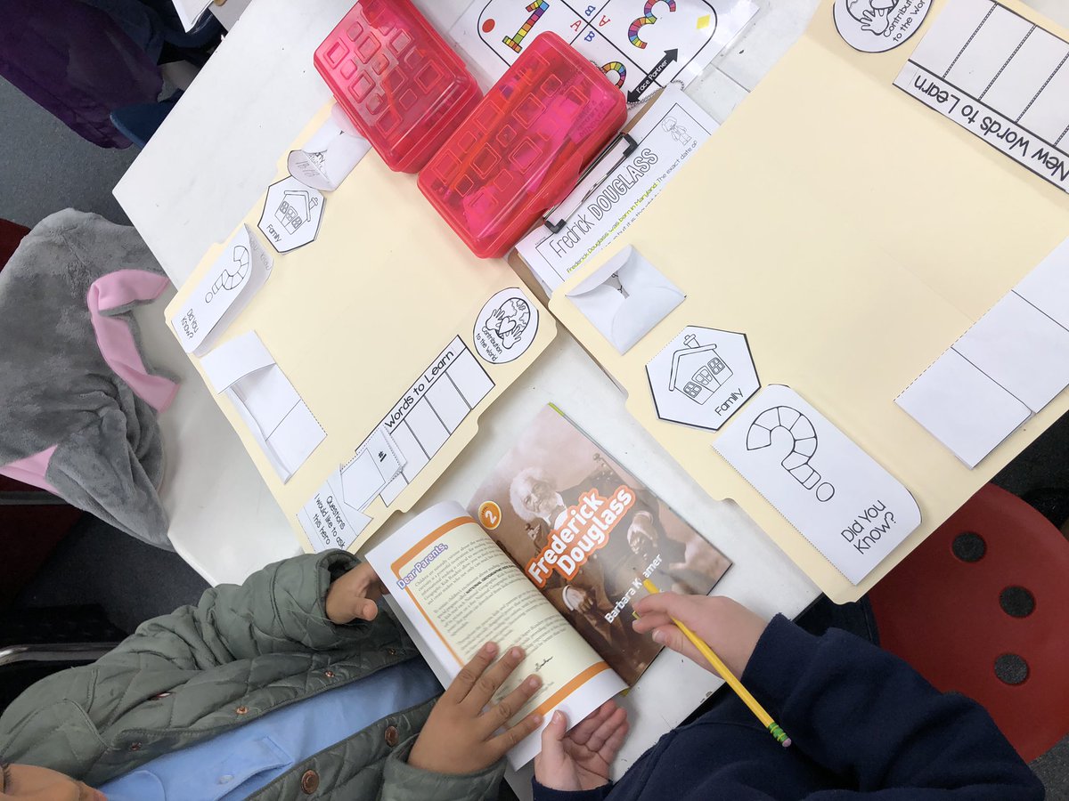 sabrinahb2000's tweet photo. Honoring and celebrating Black History Month!! My Ss working on researching African-American from the past and the future. @LostLakeLions #LionsRock2019 #learningiscontagious #whyiteach #iteachfirst #teachergoals #firstgradehero #firstgraderocks #BlackHistoryMonth https://t.co/XRjY2cC1K7