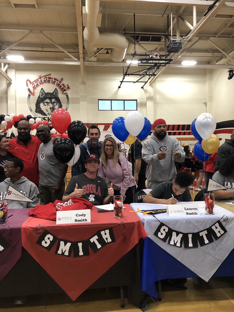 docwisebmxsr's tweet photo. Congrats to @heep10 and @CSMITTY_20 on #NationalSigningDay2019 Looking forward to great things this season and in the future! @Husky_Diamond #programstrong #3daystogo #baseball https://t.co/nQwnW6jqT9