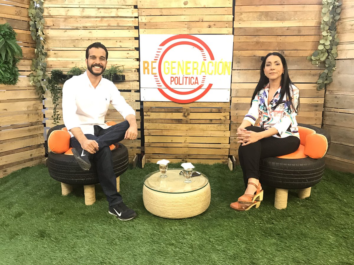 Como todos los miércoles por Carivision canal 22 de Claro y Altice, y 26 de ASTER, vamos al aire a las 6 por <a href="/RegeneracionRD/">Regeneración Política</a> junto <a href="/DanielSantosD/">Daniel Santos</a> y <a href="/ClaudiaRita/">ClaudiaRita</a>.

¡Contamos con la Sintonía!

Pueden ver episodios anteriores en nuestro canal de <a href="/YouTube/">YouTube</a>.