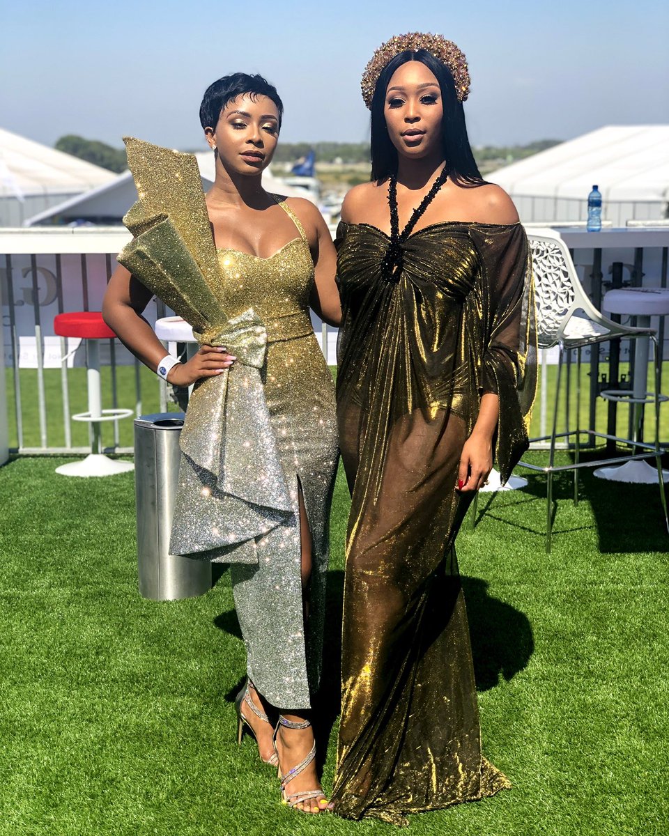 IffyLang's tweet photo. To the woman that believes »Fashion is an Armor« 🔪 #Sunmetza @Boity https://t.co/lKAp12gid9