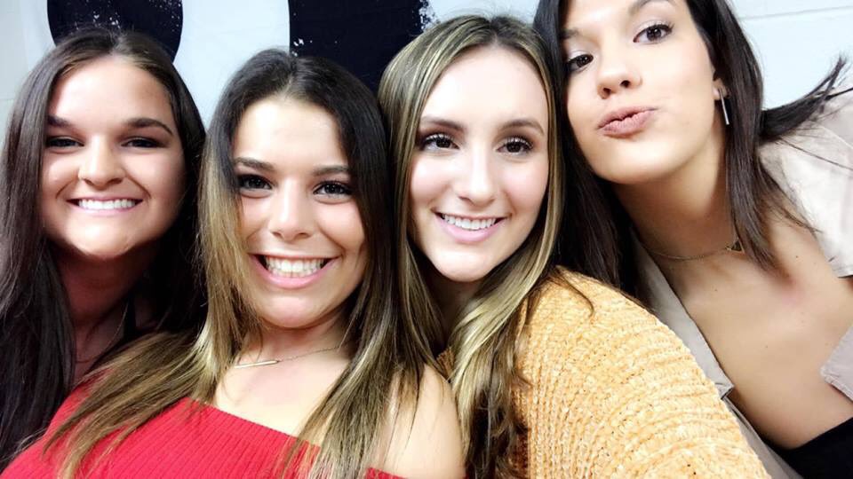 we love a cats win! and of course #wingitwednesday