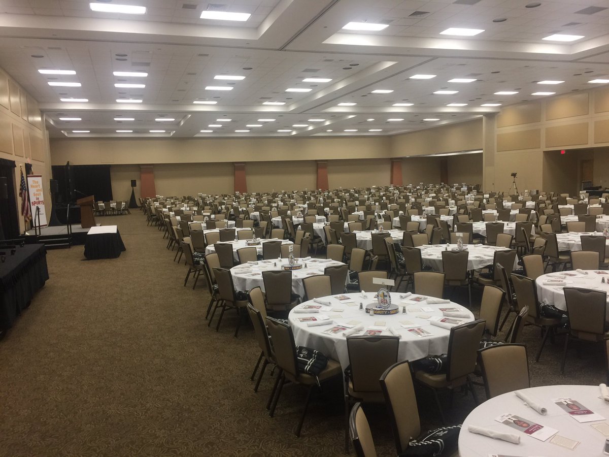 bigjohnfca's tweet photo. We are ready for 1,000 at our FCA Breakfast tomorrow morning in Southaven (sold out event). Mike Singletary will be our keynote speaker. https://t.co/hDHPN5JNVI