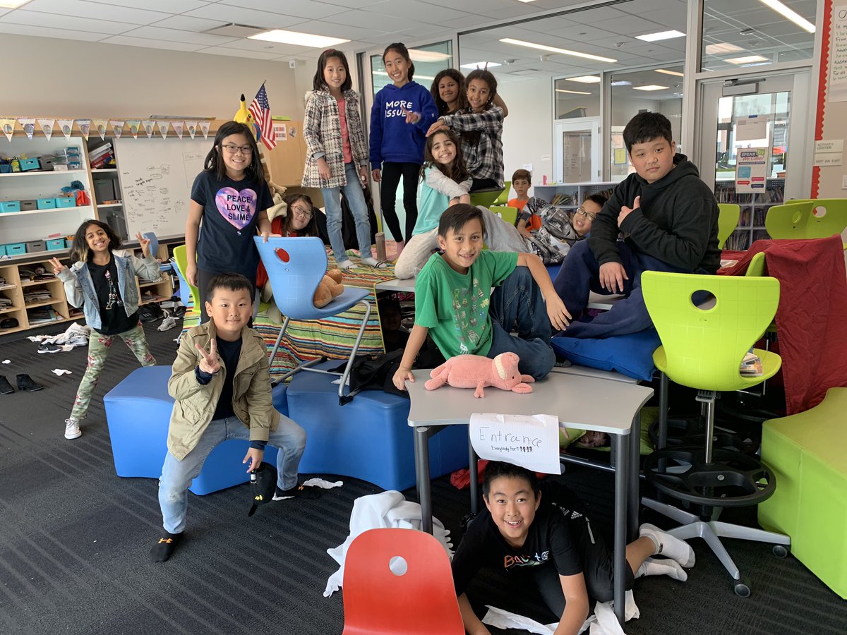nikhitareddy11's tweet photo. It’s an “Everybody Fort” #GSPD2019 https://t.co/Y4mj6bAi9S