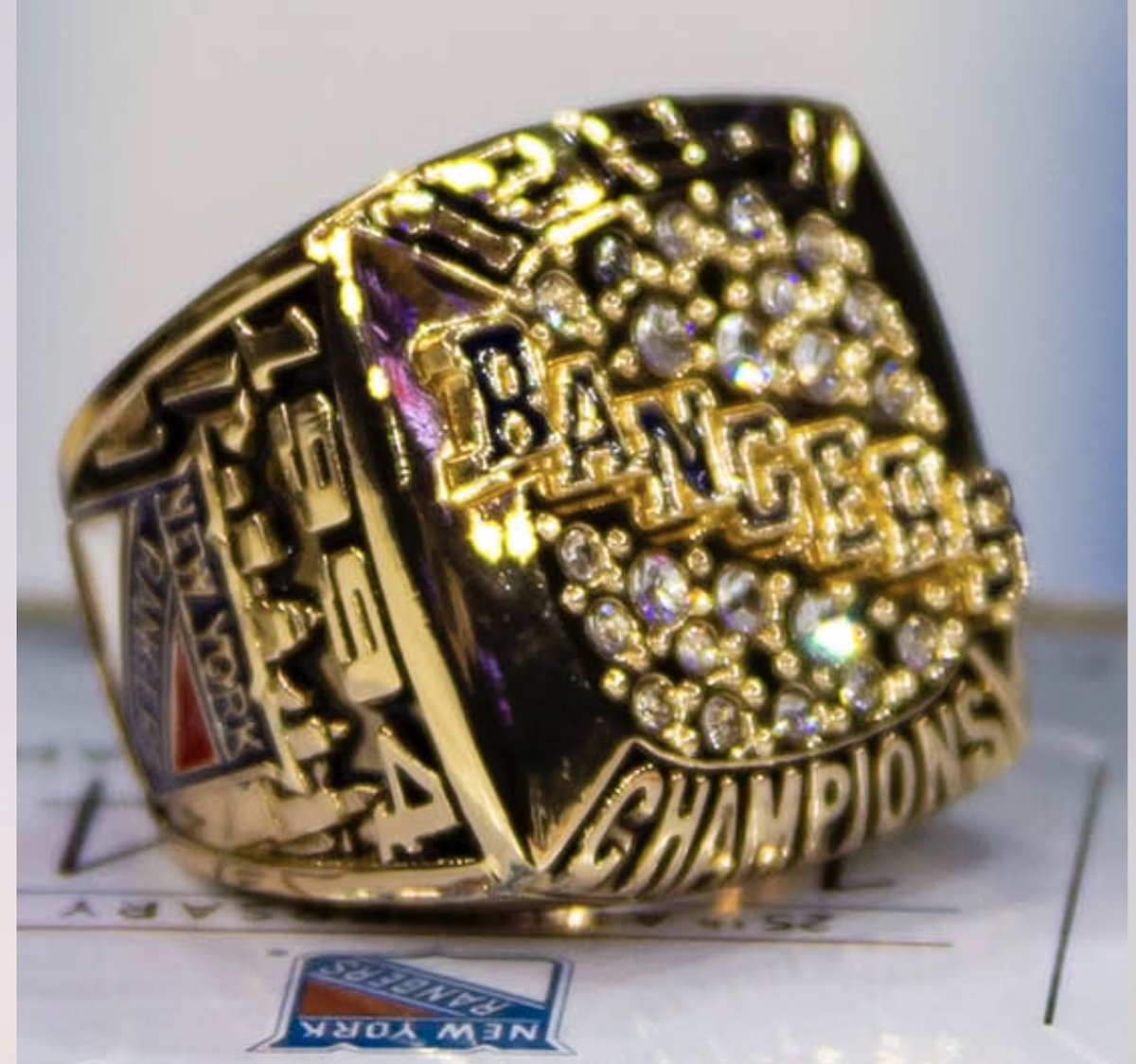 darrenrovell's tweet photo. Replica 1994 Stanley Cup Champion rings, sponsored by @Chase, will be given to all @NYRangers fans on Friday to celebrate the 25th anniversary of the title. https://t.co/3X78g1UKJt