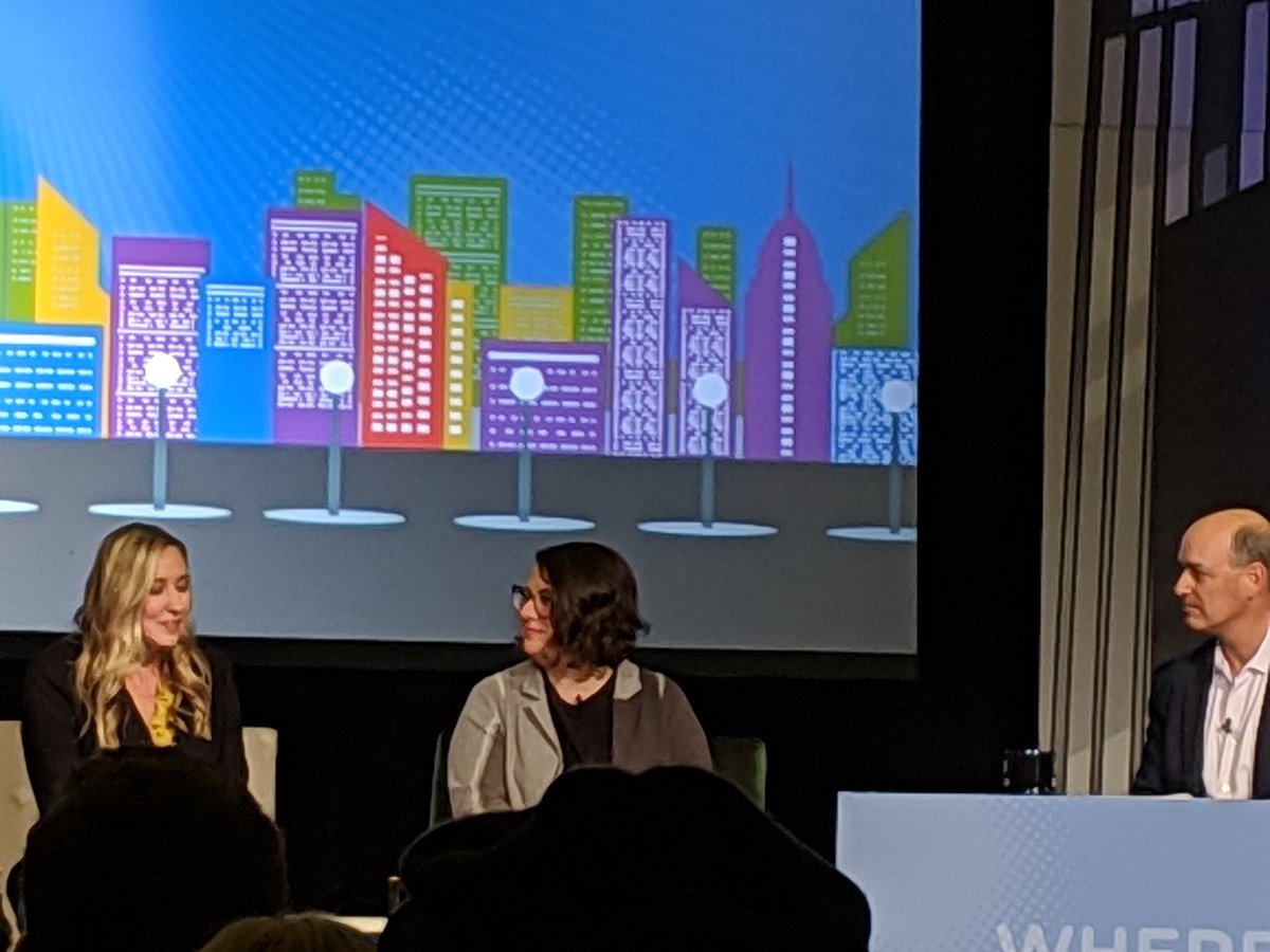 torygsmith's tweet photo. Janine pelosi, @zoom_us head of marketing in first week of job noticed no CTA on product pages..went from 11 to 111 leads overnight. #SaaStrAnnual19 #marketing #SaaStrMoments https://t.co/KFl0PyNpuG