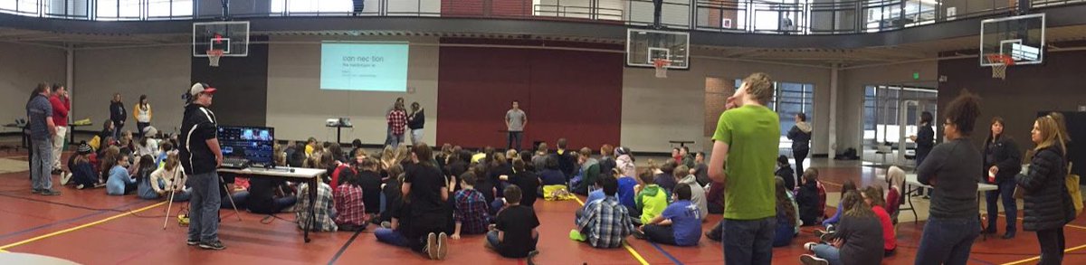 mrskalthoff's tweet photo. What an amazing day! It is so neat to see kids sharing their passions and connecting with kids from other school districts! Year 2 of the Student Powered Conference was a success! #midmn #midmnedu https://t.co/L7jPRbxlWe