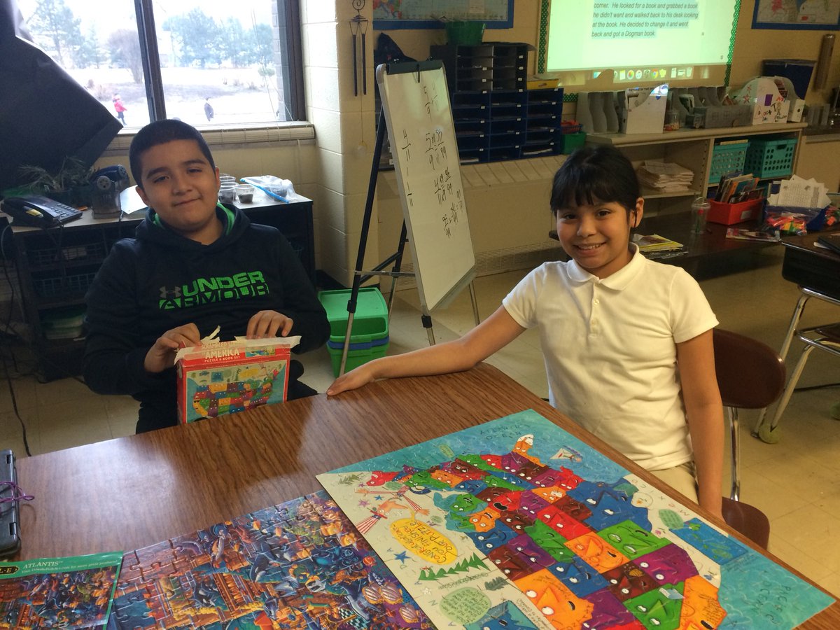 teachmrsley's tweet image. Enjoying my first ever Global School Play Day with some amazing puzzle constructors. #GSPD2019