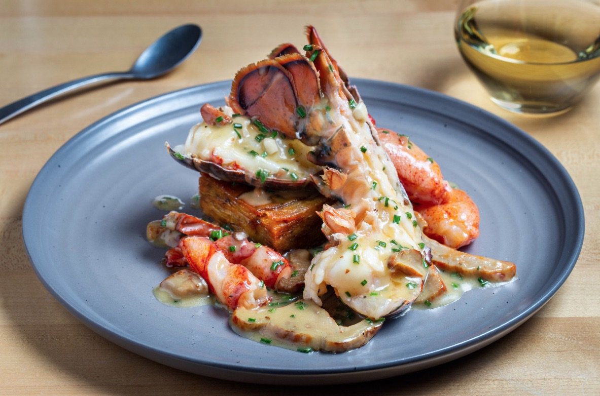 TheHITlocker's tweet photo. Week 4 Challenge - https://t.co/hZbtjrHb9y Our wall sit winner gets a Chef's Table dinner for two at fourteensixteen! https://t.co/CYU4QrkVB2