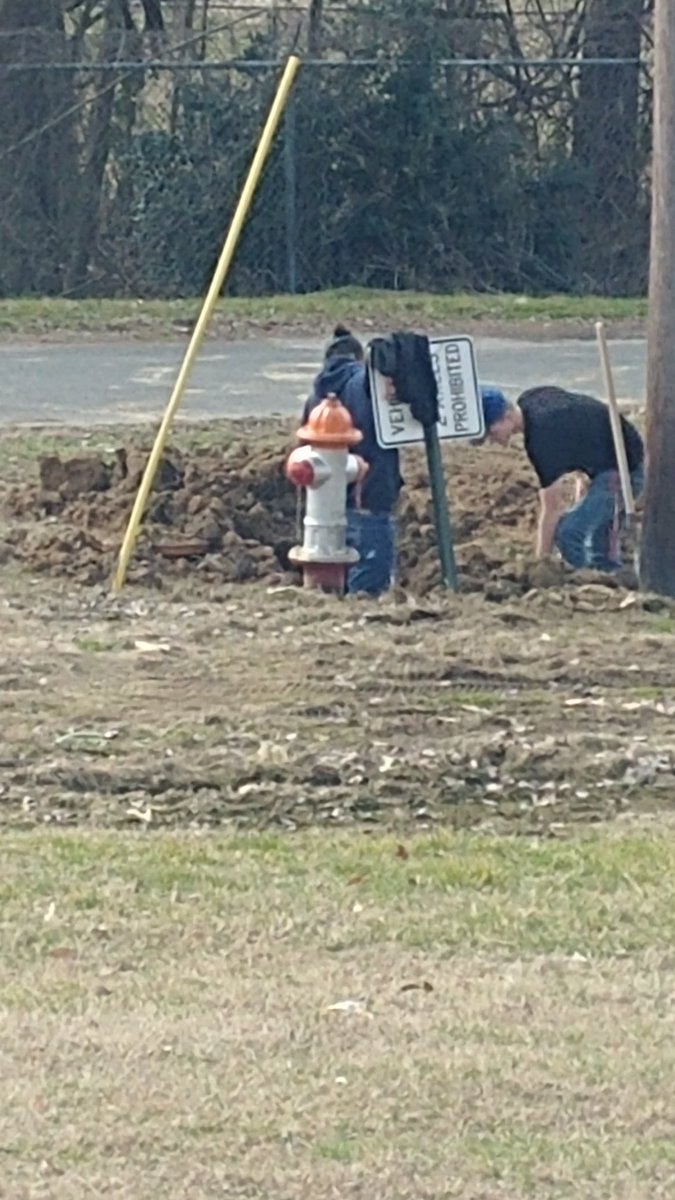2019_srhs's tweet photo. Masonry 2 learning some real world experience. Poured their concrete today and laying the block tomorrow. Great job men. #RSS_CTE https://t.co/LZap3yIwUq