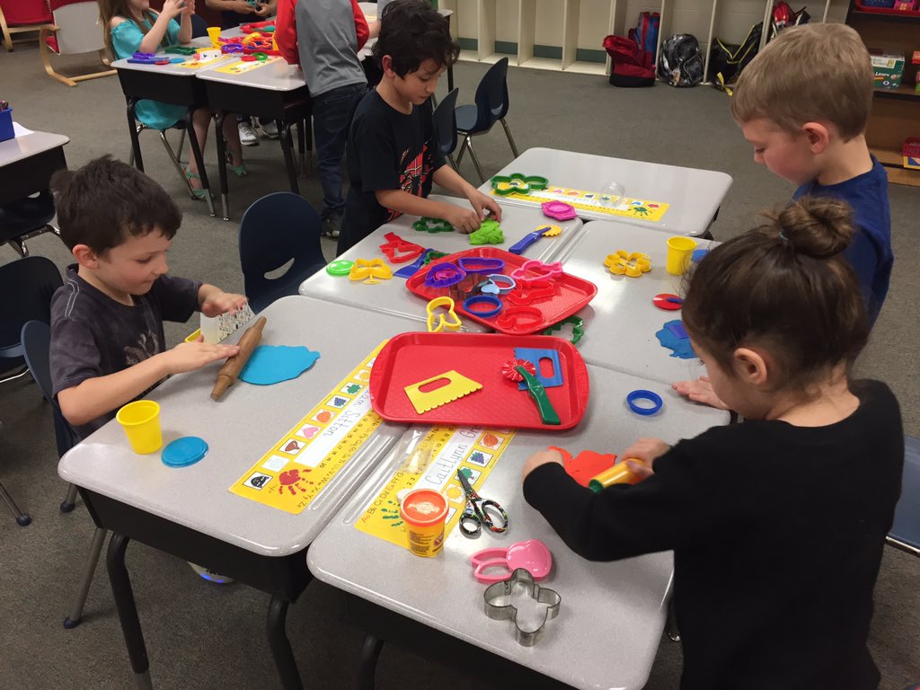CEKinders's tweet photo. Global School Play Day! #wehadbigfuntoday @CentralCabotpK4 #CEtribe #CEunited https://t.co/3a4rolNXtZ