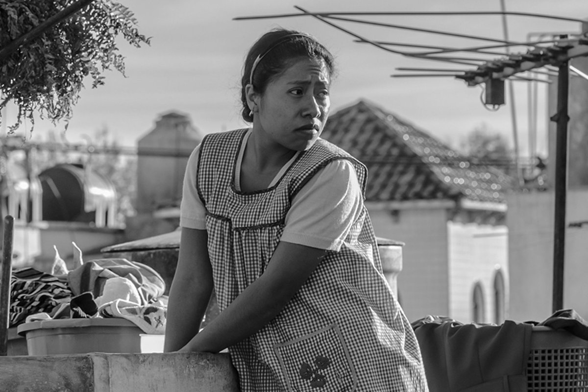 EsmeraldaRomanQ's tweet photo. A mi estas cosas me dejan loca. 
#Colourise es una web en la que puedes subir una foto en blanco y negro y la convierte a color. No está al 100%, pero ni tan mal.
He probado con un fotograma de Roma y OJO, en menos de 10 segundos.

▶ https://t.co/LG30recJi6 https://t.co/Nk7qkHU4nO