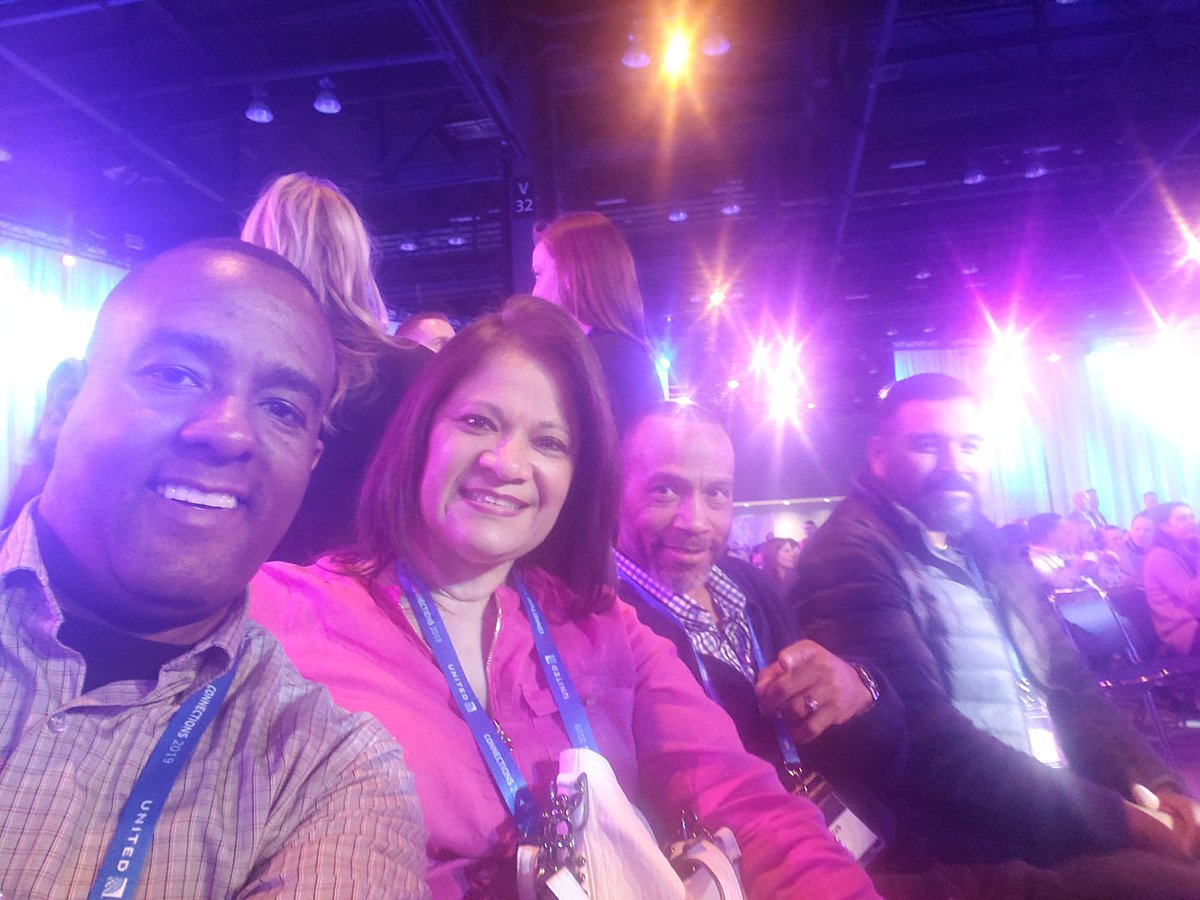 daryel_foster's tweet photo. Connections 2019 Conference @Auggie69@KitagawaMK@catheri13944539@jessicaLaxBiz@TammyLHServedio@MikeHannaUAL@LianaCaviness@bunbunn09@steph_United@JMRoitman@kategebo https://t.co/8M06PHv6Pc
