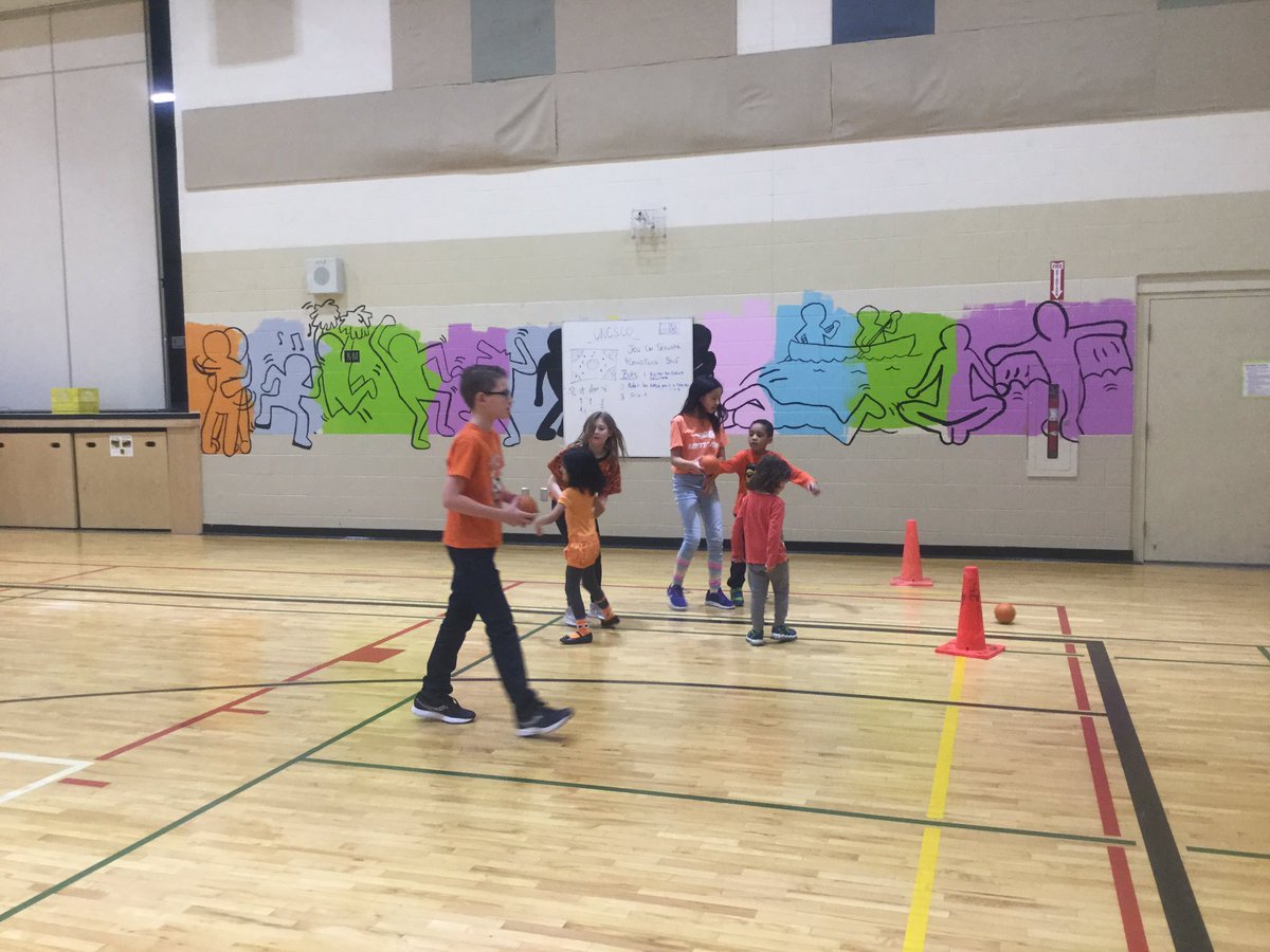 MmePhysEd's tweet photo. #UNESCO day @YYCfrench, in #elemPE we #play, safe places, to learn about #HumanRights #physed #security #safety #physed https://t.co/wUdgxbjhS0