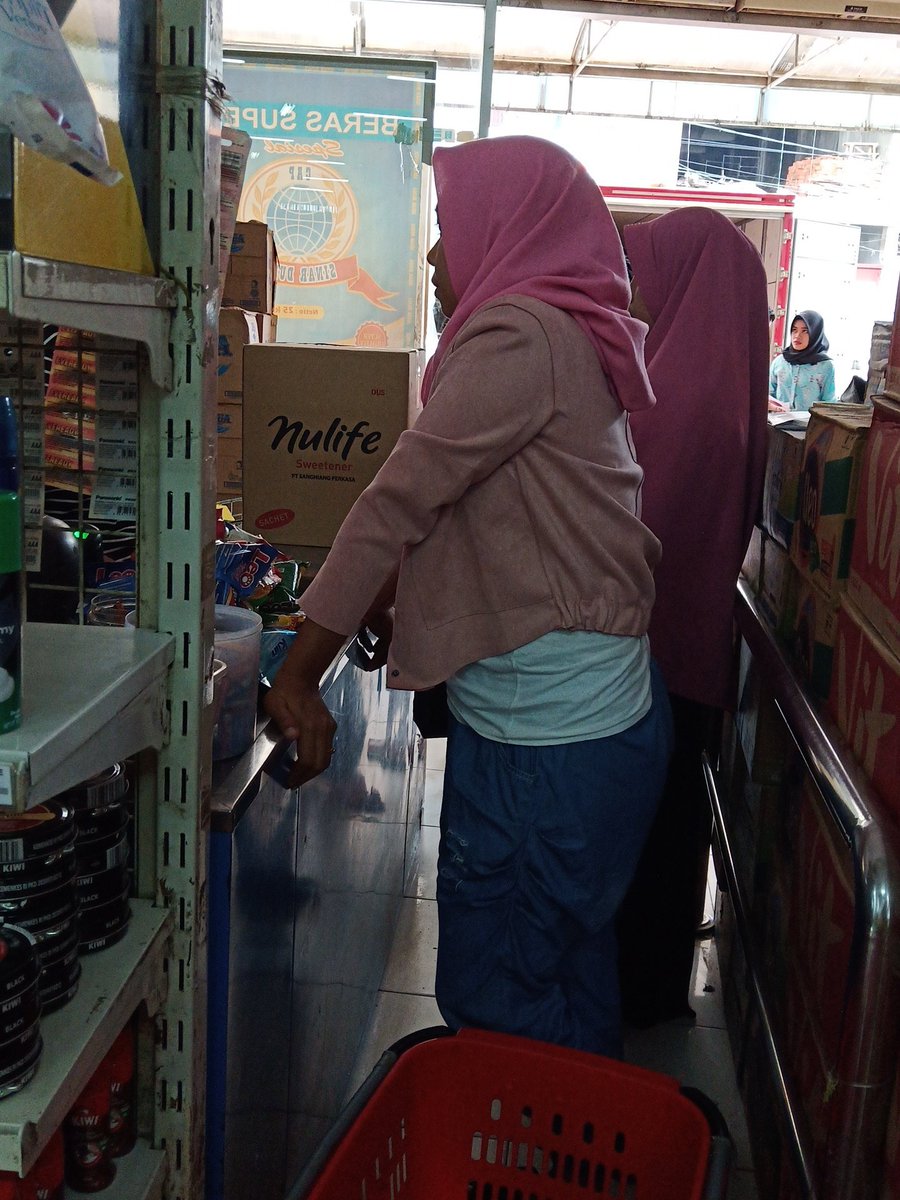 Antri di sini 😂😂

#AkuPergiNewSingleFildan