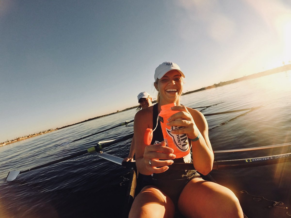 ThatVideoGal's tweet photo. Here’s to the badass women in sports!!
I owe my life to you.
Forever humbled 🙌🏼
#NGWDS #GoToreros @USDWomensRowing https://t.co/zG3P5X2VZ0