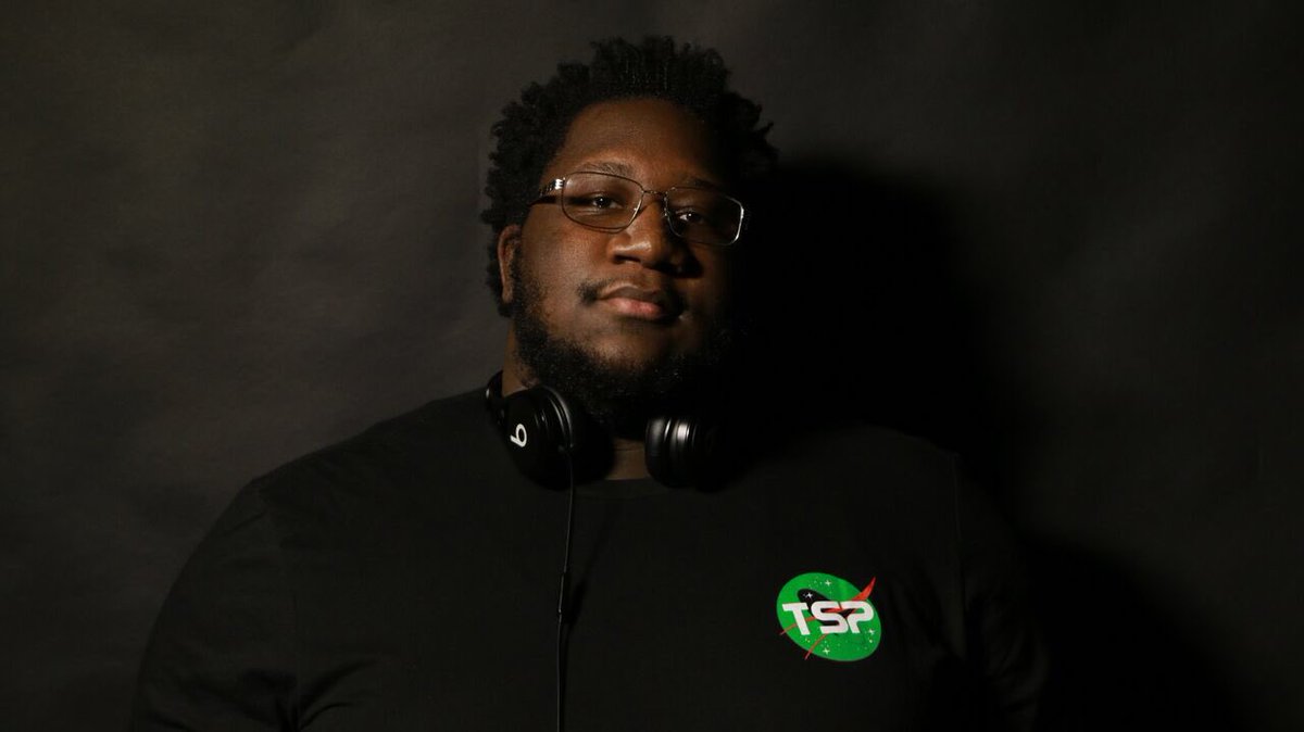 WoRmFRS's tweet photo. It has been an honor to play an important part in something bigger than myself. #TheSpaceProgram
----
#CirriculumOfTheMind dropping 4.5.19.
@DrView1 https://t.co/Gcoafzs5rl