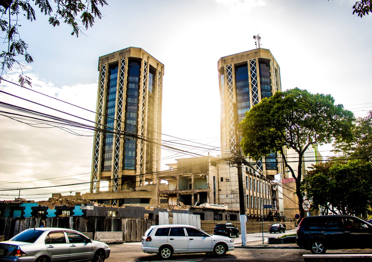 Trinidad's twin towers, a little over exposed. Was attempting to frame them with the three cars and the piece of tree in the top left. Was I reaching? Did it work?
#canonphotography #canonrebelSL1 #photography #framing