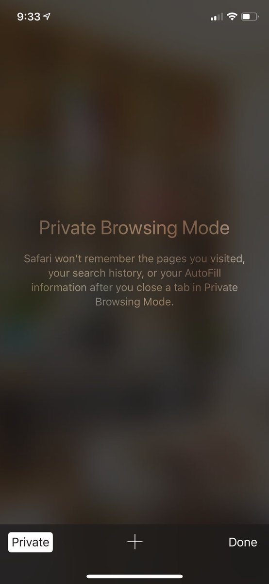 Teamshay__'s tweet image. Whoa, I just learned how niggas watch porn on their phones. 😂 #YouLearnSomethingNewEveryDay