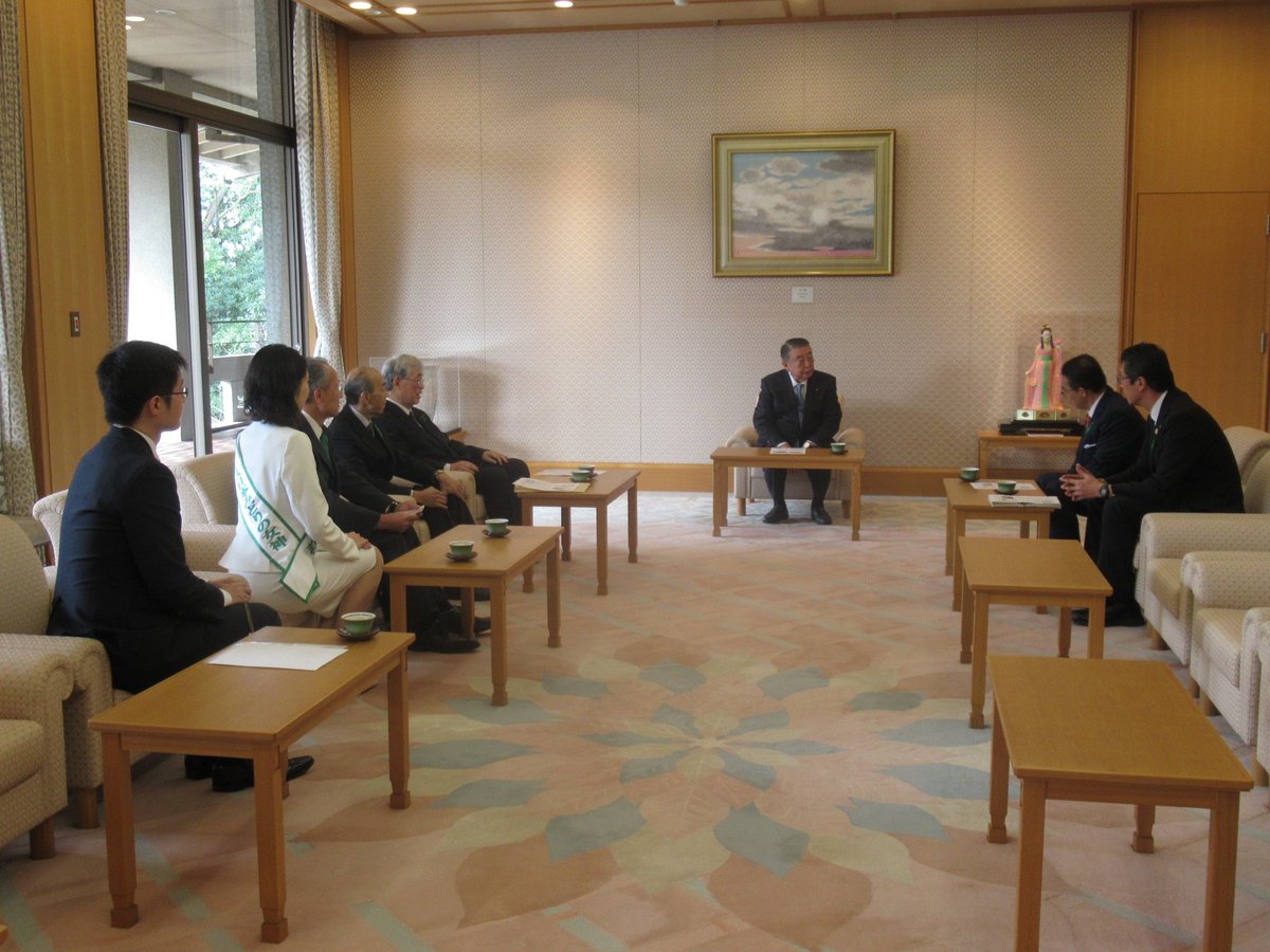 大村秀章 A Twitter 国土緑化推進機構の会長である大島理森衆議院議長にご挨拶を申し上げています 衆議院議長公邸にて 大村秀章 A Twitter 国土緑化推進機構の会長である大島理森衆議院議長にご挨拶を申し上げています 衆議院議長公邸にて
