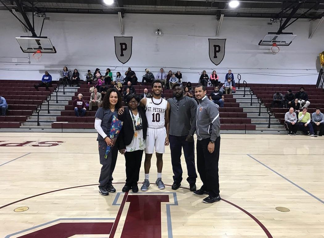 CoachMirabel's tweet image. Senior night was a success. Great group of seniors! #prepforlife #menforothers #thankful