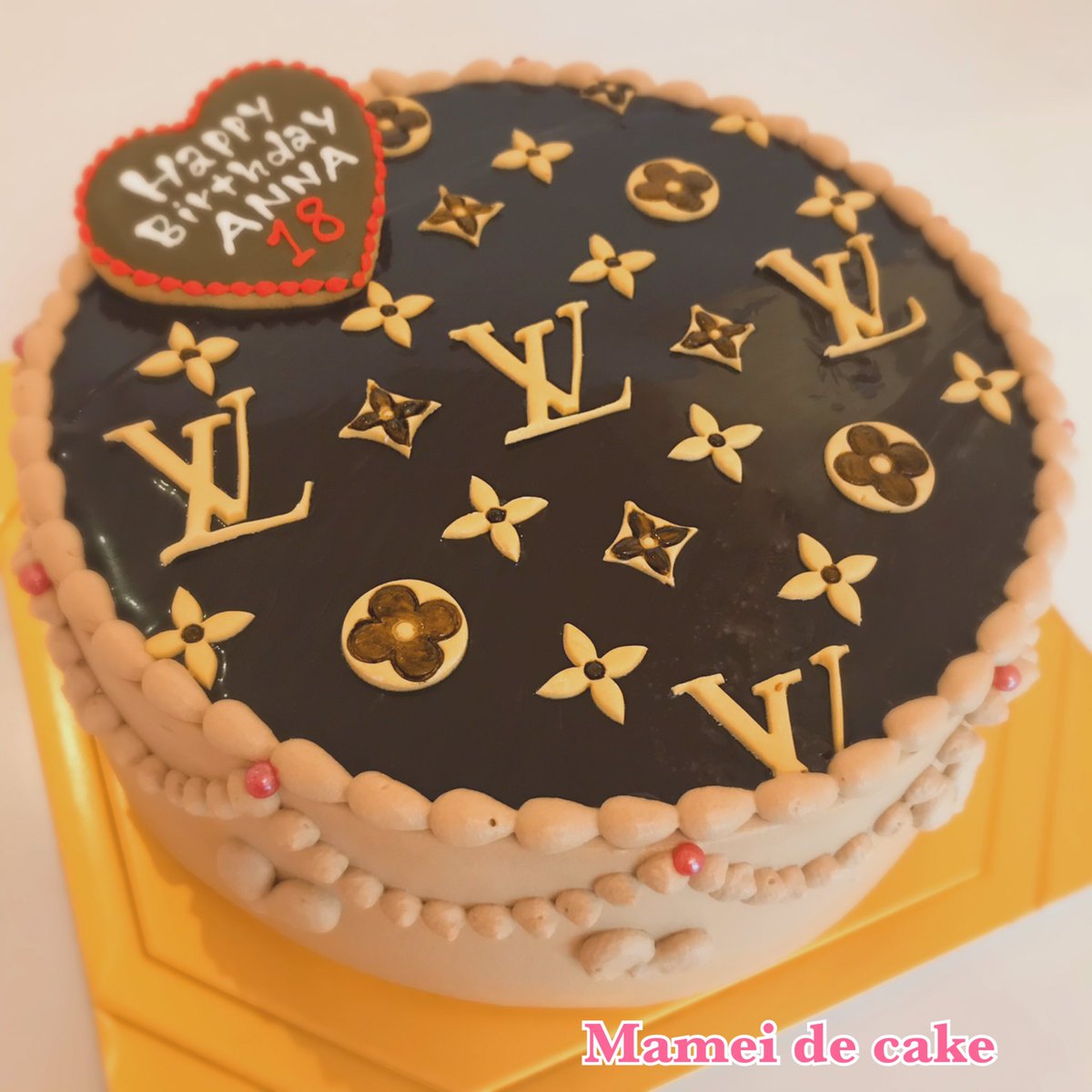 Mamei De Cake マーメイドケーキ No Twitter Gorgeous Cake ケーキ オーダーケーキ オリジナルケーキ ロゴケーキ ルイヴィトン 誕生日ケーキ サプライズ スイーツ カフェ 誕生日 ヴィトン Cake Happybirthday Louisvuitton Logo Monogram Sweets