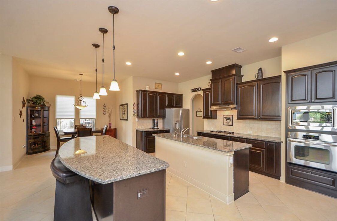 rashatherealtor's tweet image. Beautiful Home🏡 for Sale in Katy, TX 🔥
#4bed🛌 #4bath🛁 #greatpool #mediaroom

See link for all pics📸 location📍etc......
➡️ bit.ly/2RZudPw ⬅️

Courtesy of Jagdesh Baichan Keller Williams Signature