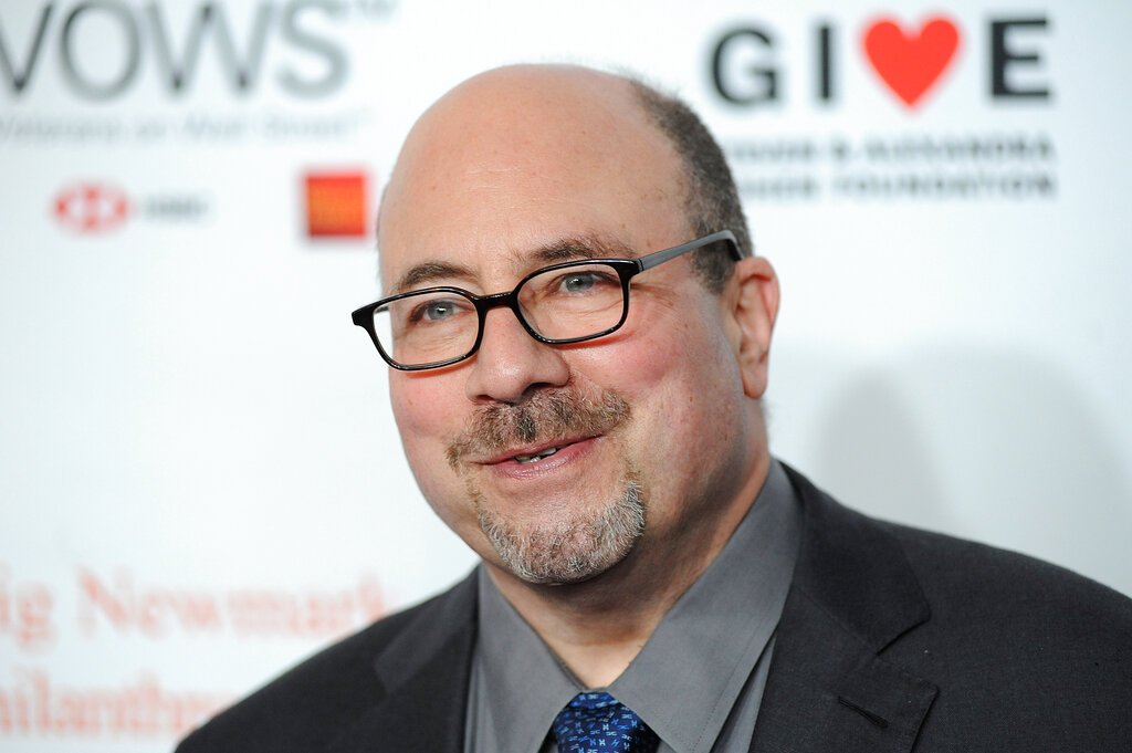 Craigslist founder donates $15 million for journalism ethics - Sentinel Colorado ow.ly/7VFh50kJQpS #Craigslist #CraigNewmark #journalism #NYT #NewYorkTimes #WaPo #WashingtonPost #PoynterInstitute