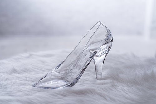 本当に履けるガラスの靴エマ Glass Emma Twitter