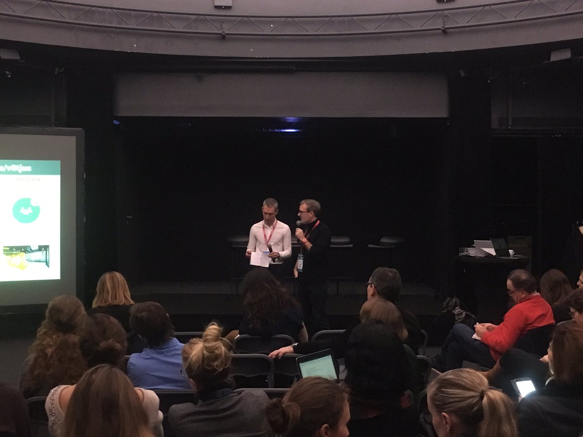 Qualimetrie's tweet photo. Intervention de benoit Ponchel Responsable de la Fabrique du @GroupeLaPoste
#emotions #relationclient #experienceclient #CCB5 #paris https://t.co/d2MJkK1q39