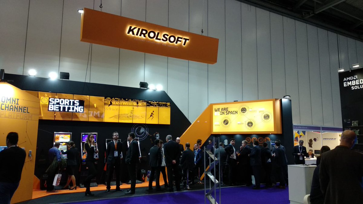 OFECOMELondres's tweet photo. Ayer tuvimos la ocasión de departir con numerosas empresas españolas de tecnología para casinos exhibiendo en @ICE_London_Talk Tienen grandes proyectos de internacionalización y estamos para ayudarles. #igaming #tecnología https://t.co/UyJ7258gDf