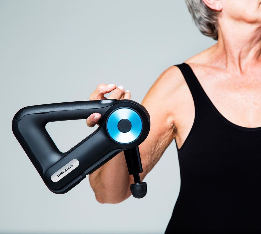 rpxteam's tweet photo. Theragun is perfectly weighted to balance effortlessly in your hand. Let it do the work for you.
https://t.co/Y9JncZcNBD
#theragun #changethewayyoumove #makewaves #naturalpainrelief #muscle #activerecovery #healthylifestyle #recovery #deeptissuemassage #sportstherapy #rpxfitness https://t.co/YbynnTkdOo