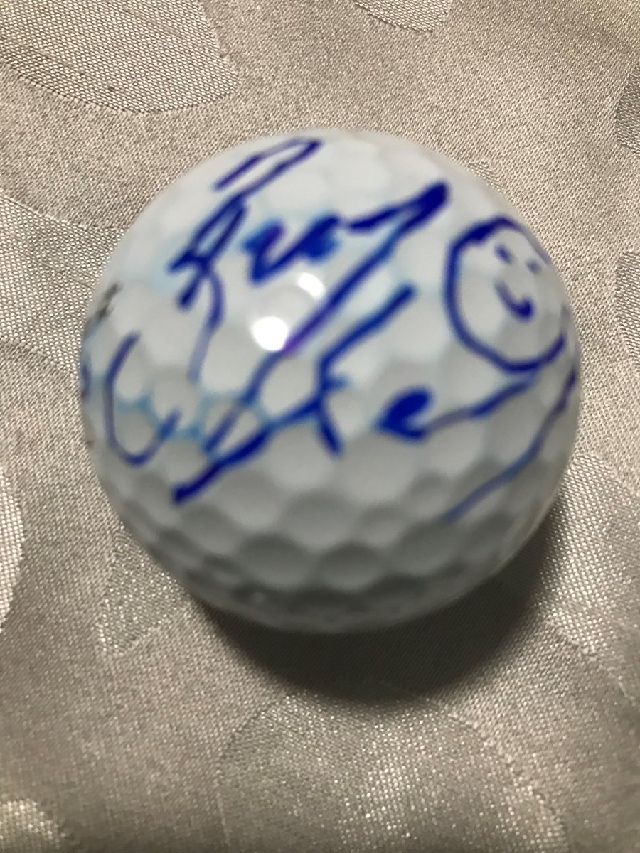 How good is the Vic Open?  Walk with the players and enjoy their personas and great skills up close.  Scorer today for Andrew Dodt, Peter Fowler and Brad Kennedy - all played well.  Appreciated Brad introducing himself at the start and his token of appreciation at the end of play