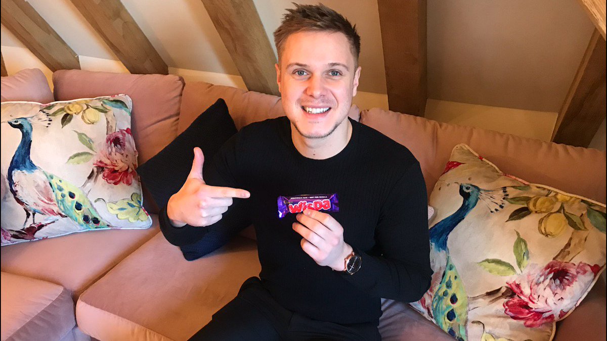 We have declared the TOKB Cadbury Chocolate office choice winner ... Joey! with his winning choice the Wispa <a href="/CadburyUK/">Cadbury UK</a> <a href="/theoldkentbarn/">The Old Kent Barn</a> 
#winner #itwastheWispa #Cadbury #Wispa #itsaclassic #officelife #ThursdayThoughts #thursdaymorning