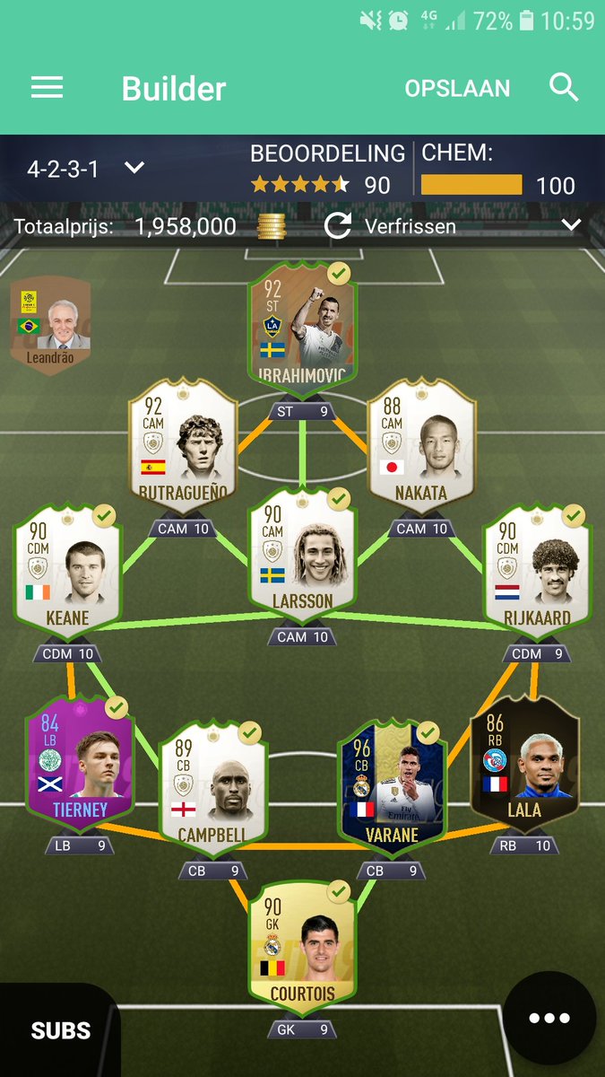 Mathias75926185's tweet photo. @MattHDGamer Can someone help me? Don't know what team to use. cr7 team ? Zlatan team? https://t.co/gNaGCnfl8S