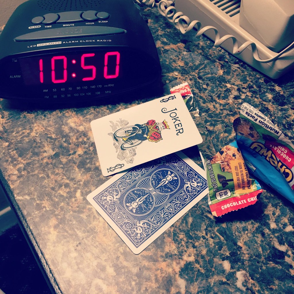 cheesymagic's tweet photo. Totally TRASHED my hotel room. #chadlong #magic #ballerAF https://t.co/NvQHrjIJUG