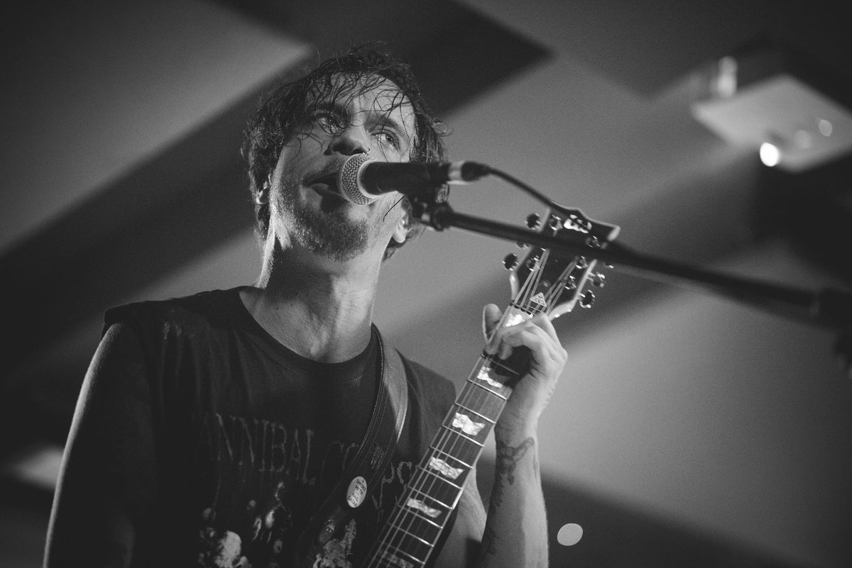 BethlendiT's tweet photo. I just love concerts. I started photography because of live performances. The lights, the energy, she show, it's just mind blowing, its like a drug, that you can't get enough of. 
#concertphotography #rock #metal #musicphotographer #liveconcertphotography #heavymetal #alternative https://t.co/wdmtq2OrtI