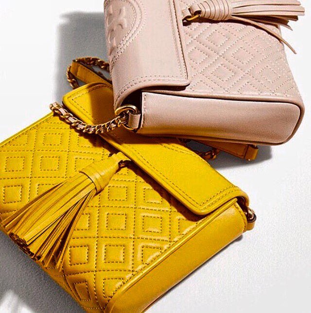 DoreFashion's tweet photo. We just love our bags, itβs everything in completing your look. Seen here @toryburch a whole new wardrobe coming to you. Stay tuned for some exquisite pieces #NewStore #NewLook #BagsBags #StyledByDore #PowerLooks #ThursdayShopping #DoreFashion π« https://t.co/r9oOcrqDTq