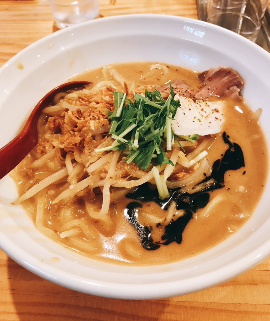 sa3za3na7mi3's tweet photo. 8823製麺の閉店にショックを受けてます…😭
一度だけだったけど、スピッツ愛にあふれたお店に行けて良かった…
スピッツメニュー制覇したかったなぁ😭 https://t.co/au9Rtsjjs1
