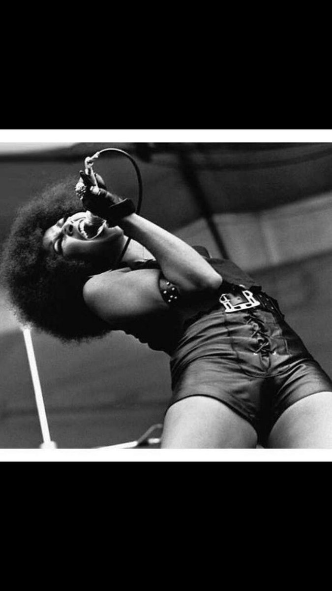 BlackDeep1's tweet photo. TELL EVERYONE!
#BettyDavis https://t.co/whjNhEnHLX